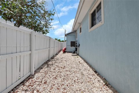 House in Key Largo, Florida 3 bedrooms, 125.42 sq.m. № 1792516 - photo 6