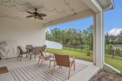 House in Okahumpka, Florida 4 bedrooms, 179.12 sq.m. № 1723946 - photo 18