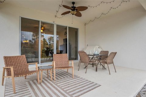 House in Okahumpka, Florida 4 bedrooms, 179.12 sq.m. № 1723946 - photo 23