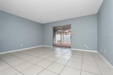 Villa ou maison à vendre à Winter Springs, Floride: 3 chambres, 122.45 m2 № 1835452 - photo 4