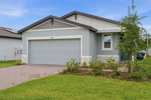 Villa ou maison à louer à Winter Haven, Floride: 3 chambres, 137.77 m2 № 2111953 - photo 2