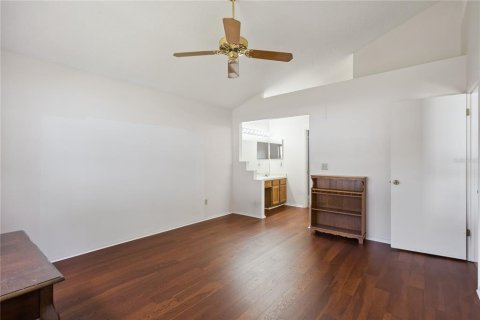 Villa ou maison à vendre à Apopka, Floride: 2 chambres, 103.77 m2 № 2299866 - photo 15
