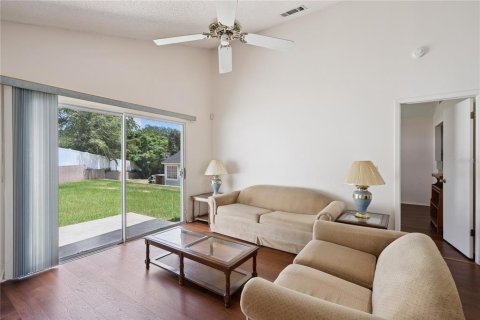 Villa ou maison à vendre à Apopka, Floride: 2 chambres, 103.77 m2 № 2299866 - photo 8
