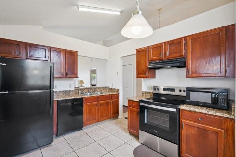 Villa ou maison à vendre à Apopka, Floride: 2 chambres, 103.77 m2 № 2299866 - photo 9