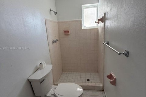 Villa ou maison à vendre à Sunrise, Floride: 2 chambres, 119.1 m2 № 1956006 - photo 10