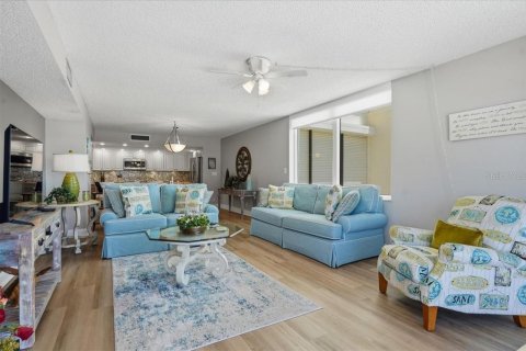 Купить кондоминиум в Клируотер, Флорида 6 комнат, 128.21м2, № 2409785 - фото 15