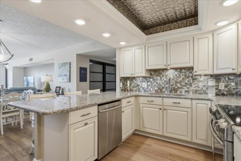 Купить кондоминиум в Клируотер, Флорида 6 комнат, 128.21м2, № 2409785 - фото 8
