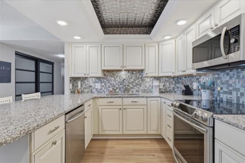 Купить кондоминиум в Клируотер, Флорида 6 комнат, 128.21м2, № 2409785 - фото 17