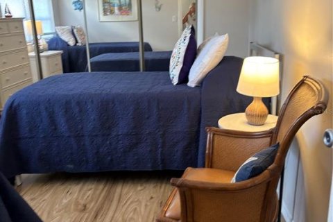 House in Sarasota, Florida 2 bedrooms, 137.5 sq.m. № 2099759 - photo 23