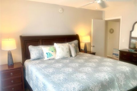 House in Sarasota, Florida 2 bedrooms, 137.5 sq.m. № 2099759 - photo 4