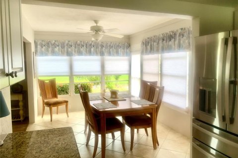 House in Sarasota, Florida 2 bedrooms, 137.5 sq.m. № 2099759