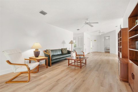 Villa ou maison à vendre à Palmetto, Floride: 3 chambres, 153.01 m2 № 2141323 - photo 8