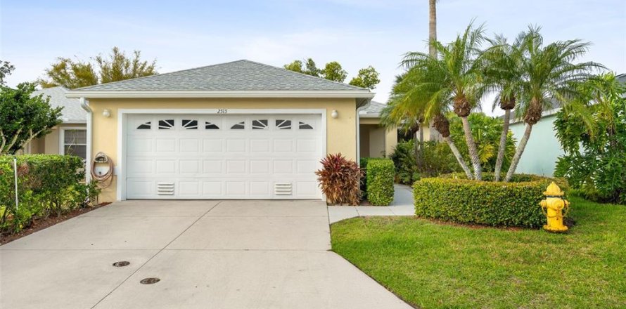Villa ou maison à Palmetto, Floride 3 chambres, 153.01 m2 № 2141323