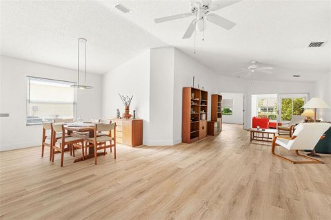 Villa ou maison à vendre à Palmetto, Floride: 3 chambres, 153.01 m2 № 2141323 - photo 6