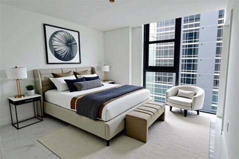 Condo in Miami, Florida, 4 bedrooms  № 2014859 - photo 13