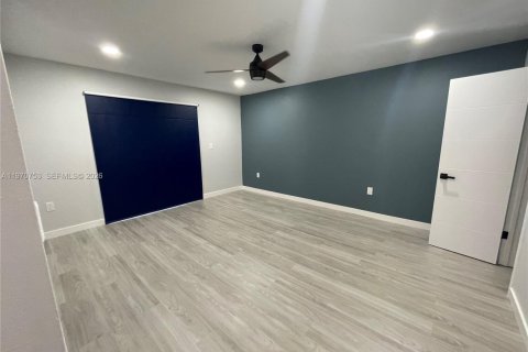 Townhouse in Miami, Florida 3 bedrooms, 134.24 sq.m. № 2031446 - photo 8