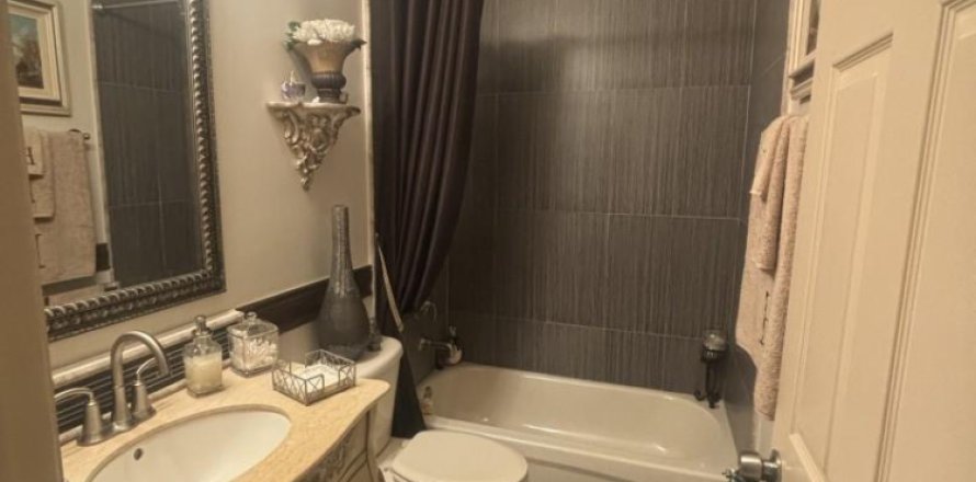 House in Homestead, Florida 4 bedrooms, 203.55 sq.m. № 1072571