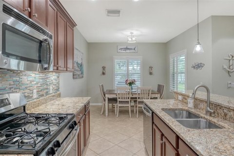 House in Sarasota, Florida 3 bedrooms, 144.18 sq.m. № 1824320 - photo 13