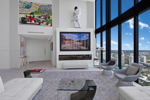 Condo in Sunny Isles Beach, Florida, 4 bedrooms № 2146103 - photo 18