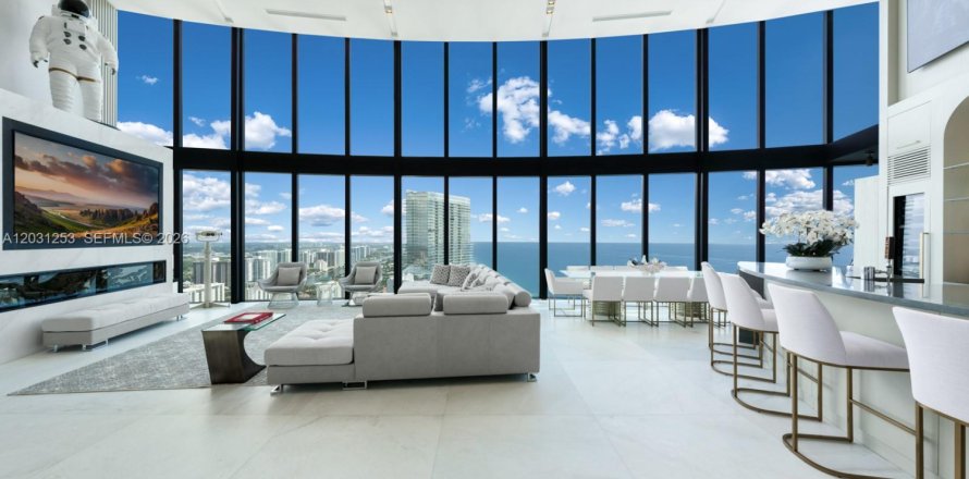Condo in Sunny Isles Beach, Florida, 4 bedrooms № 2146103