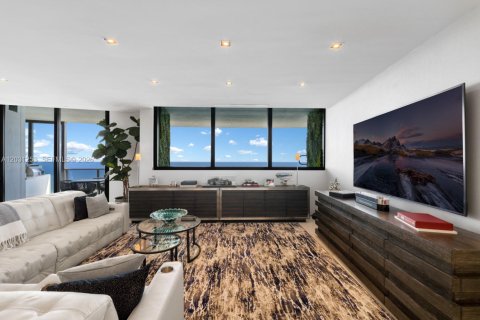 Condo in Sunny Isles Beach, Florida, 4 bedrooms № 2146103 - photo 27