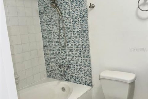 Copropriété à vendre à Plantation, Floride: 3 chambres, 102.19 m2 № 2373176 - photo 18