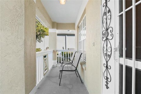 House in Sun City Center, Florida 3 bedrooms, 146.14 sq.m. № 1572385 - photo 4