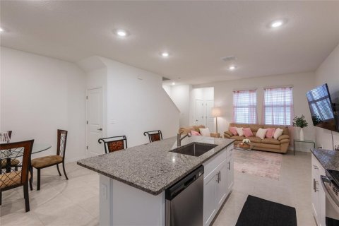 Touwnhouse à vendre à Tampa, Floride: 3 chambres, 148.27 m2 № 2132392 - photo 11