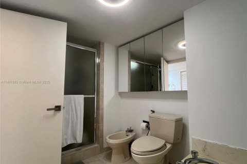 Купить кондоминиум в Майами, Флорида 2 спальни, 118.73м2, № 2088561 - фото 22