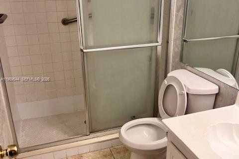 Condo in Lauderdale Lakes, Florida, 2 bedrooms  № 2051636 - photo 12