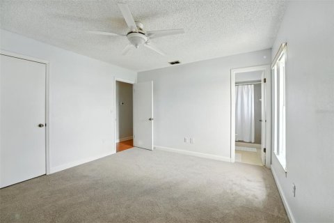 Casa en venta en Mascotte, Florida, 3 dormitorios, 104.05 m2 № 1915184 - foto 17