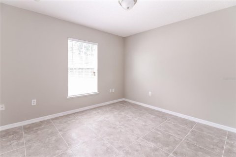 Villa ou maison à louer à Kissimmee, Floride: 4 chambres, 193.98 m2 № 2408624 - photo 9