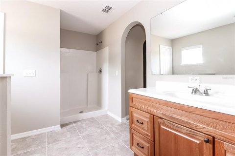 Villa ou maison à louer à Kissimmee, Floride: 4 chambres, 193.98 m2 № 2408624 - photo 8