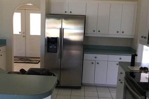 Villa ou maison à louer à Port Charlotte, Floride: 3 chambres, 175.68 m2 № 1829363 - photo 9