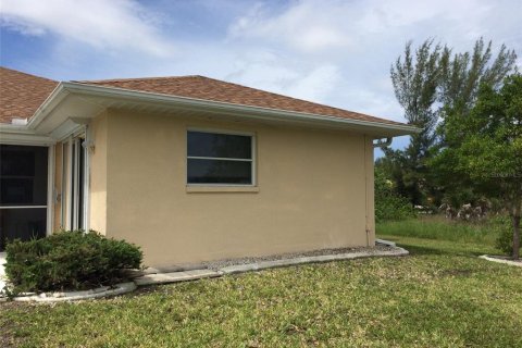 Villa ou maison à louer à Port Charlotte, Floride: 3 chambres, 175.68 m2 № 1829363 - photo 6