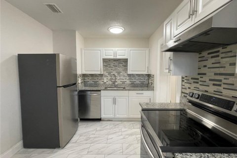 Casa en alquiler en Lake Wales, Florida, 3 dormitorios, 127.65 m2 № 2150121 - foto 9