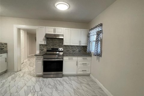 Casa en alquiler en Lake Wales, Florida, 3 dormitorios, 127.65 m2 № 2150121 - foto 8