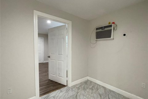 Casa en alquiler en Lake Wales, Florida, 3 dormitorios, 127.65 m2 № 2150121 - foto 17