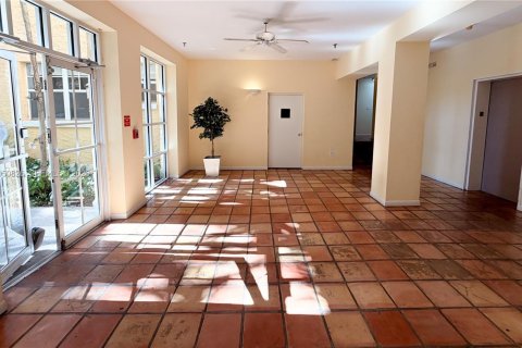 Condominio en venta en Miami Beach, Florida, 1 dormitorio, 42.74 m2 № 2192620 - foto 16