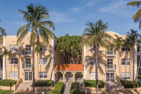 Condominio en venta en Miami Beach, Florida, 1 dormitorio, 42.74 m2 № 2192620 - foto 19