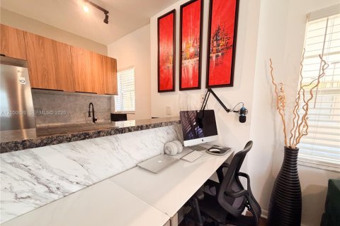 Condominio en venta en Miami Beach, Florida, 1 dormitorio, 42.74 m2 № 2192620 - foto 4