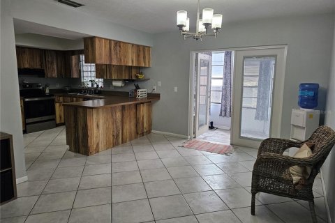 House in Lutz, Florida 3 bedrooms, 184.13 sq.m. № 2239667 - photo 14