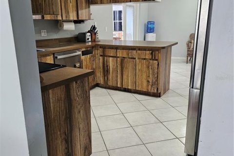House in Lutz, Florida 3 bedrooms, 184.13 sq.m. № 2239667 - photo 21