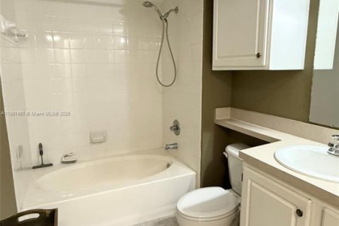 Condominio en venta en Miami, Florida, 2 dormitorios, 95.41 m2 № 2037050 - foto 27