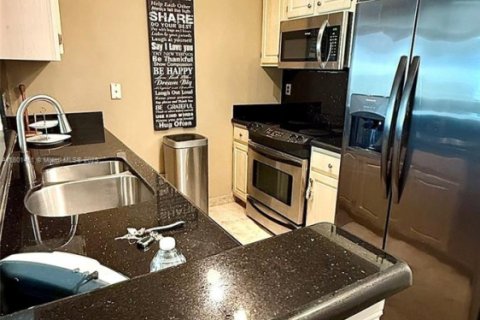 Condominio en venta en Miami, Florida, 2 dormitorios, 95.41 m2 № 2037050 - foto 17