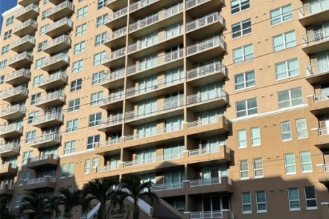 Condominio en venta en Miami, Florida, 2 dormitorios, 95.41 m2 № 2037050 - foto 30