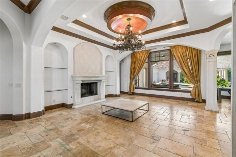 House in Windermere, Florida 6 bedrooms, 629.97 sq.m. № 2207257 - photo 12