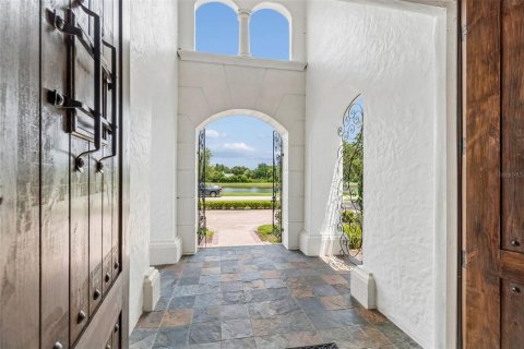 House in Windermere, Florida 6 bedrooms, 629.97 sq.m. № 2207257 - photo 8