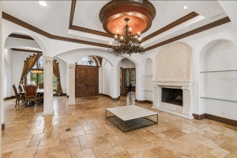 House in Windermere, Florida 6 bedrooms, 629.97 sq.m. № 2207257 - photo 13