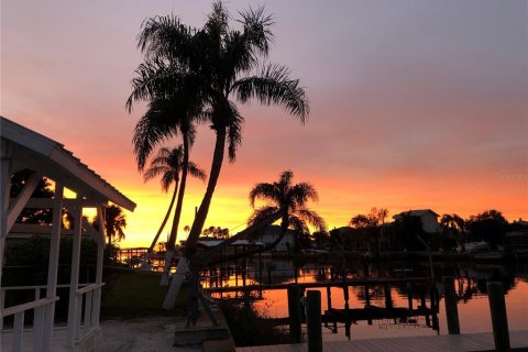 Adosado en venta en Dunedin, Florida, 3 dormitorios, 193.79 m2 № 2132436 - foto 14